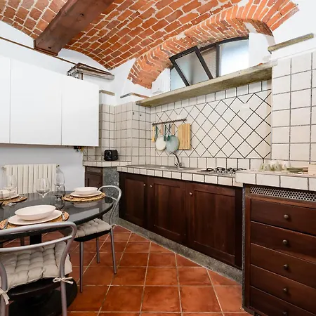 Nel Cuore Di - Intero Con Volte ブラ